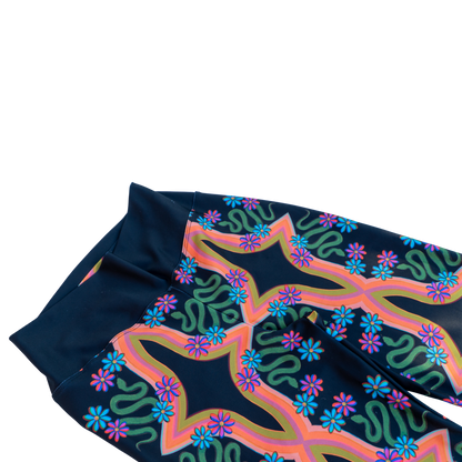 Snake in the Bed Flares in Black