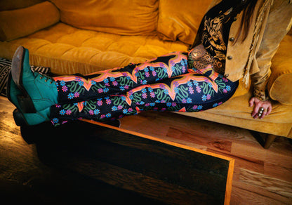 Snake in the Bed Flares in Black